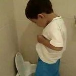Menino Não Acha o Próprio Pinto Menino Não Acha o Próprio Pinto