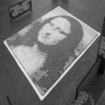 Mona Lisa Feita com Copos de Café