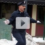 Policial de Tr�nsito Fazendo Gracinhas