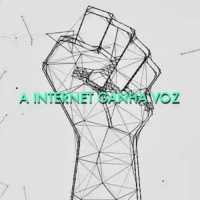 Internet Ganha Voz e se Defende das Críticas