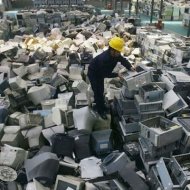 Reaproveitamento de Sucata Eletrônica na China