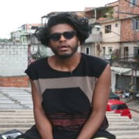 O Rapper Gay Brasileiro que Quebra Tabus Rimando