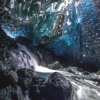 Cavernas de Gelo Intocadas nos Últimos Mil Anos