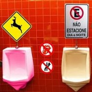 10 Coisas Idiotas Para se Fazer num Banheiro Público
