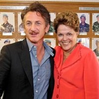Dilma Aproveita Visita ao Haiti e Tieta o Ator Sean Penn