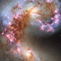 Telescópio Captura Imagens Incríveis das Galaxias Antennae