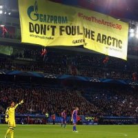 Protesto Extremista Para Jogo da Champions League
