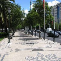 Carros Anteriores a 2000 Proibidos de Circular no Centro de Lisboa a 15 de Janeiro