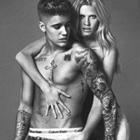 Justin Bieber Posa Para Campanha da Calvin Klein