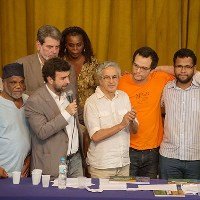 Nem Com o Protesto de Artistas Feliciano Saiu da Comissão