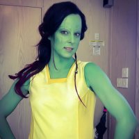 Fotos de Chloe Bruce Como Dublê de Gamora em Guardião das Galáxias