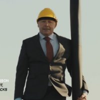 Presidente da Volvo Testa ForÃ§a do Reboque do CaminhÃ£o