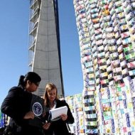Espanhóis Fazem Escultura com 50 Mil Caixas de Leite