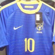 A Nova Camisa Azul da Seleção Brasileira de Futebol