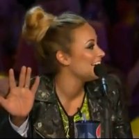 Candidato do X-Factor DÃ¡ um Fora em Demi Lovato
