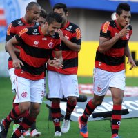 Flamengo Vence as LimitaÃ§Ãµes com RaÃ§a e com Arbitragem PolÃªmica