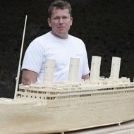 Inglês Constrói Réplica de Titanic com Palitos de Fósforo