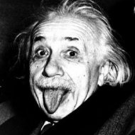 Por que Einstein Mostrou a Língua na Foto?